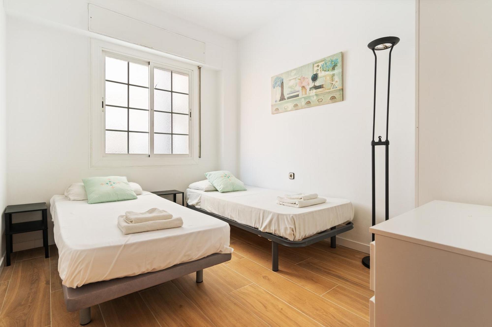 Chic 3Br Retreat With Private Terrace Apartment Barcelona Exterior photo